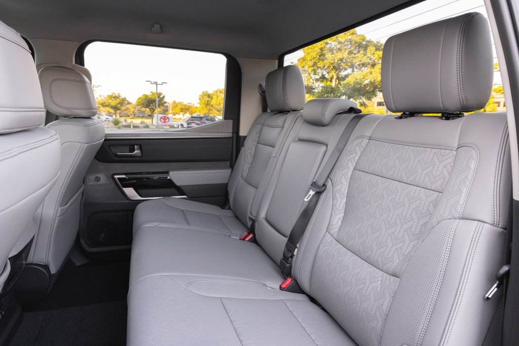 New 2026 Toyota Tundra Limited AWD/4WD image 9