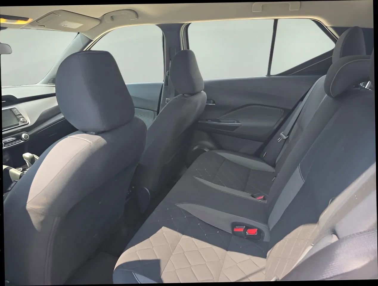 Used 2020 Nissan Kicks SV image 19