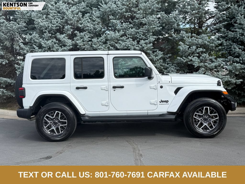 Used 2026 Jeep Wrangler Unlimited Sahara AWD/4WD image 9