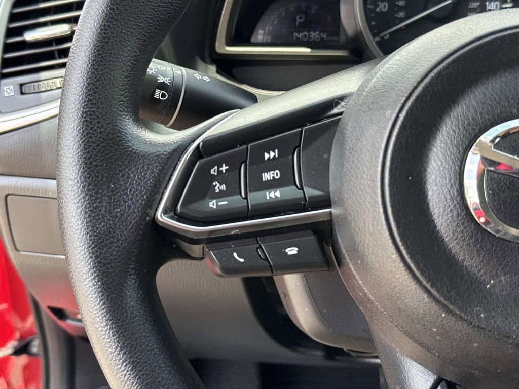Used 2017 MAZDA MAZDA3 Sport FWD image 40