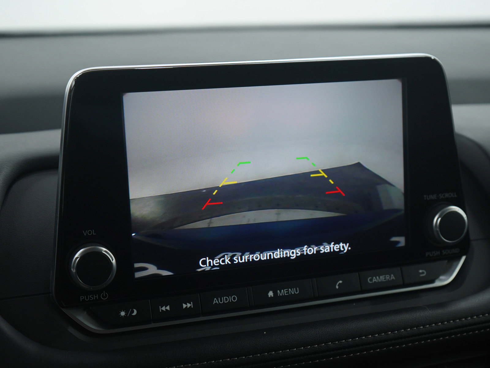 Used 2025 Nissan Rogue SV image 29