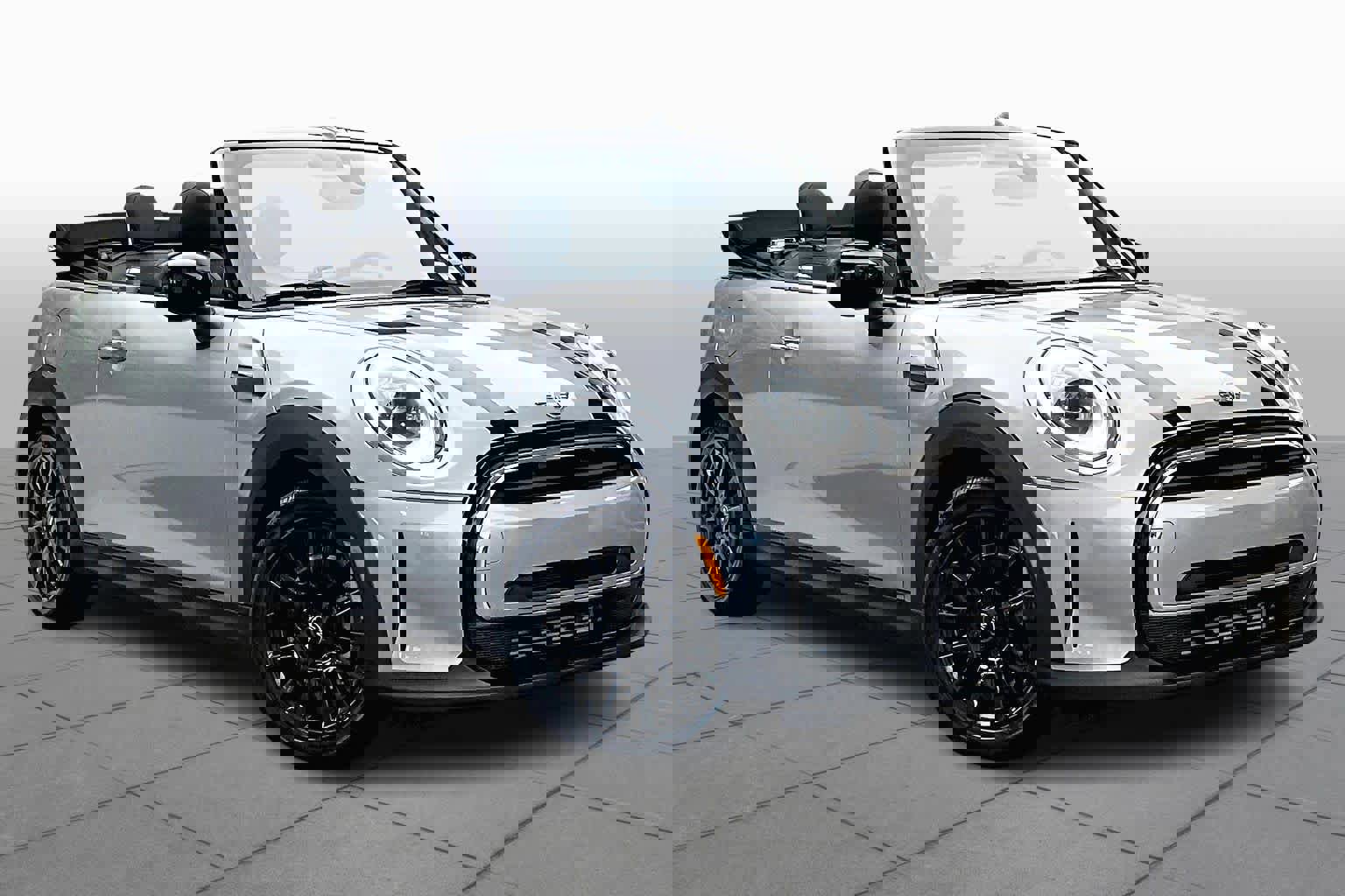 Used 2023 MINI Cooper Cooper image 4