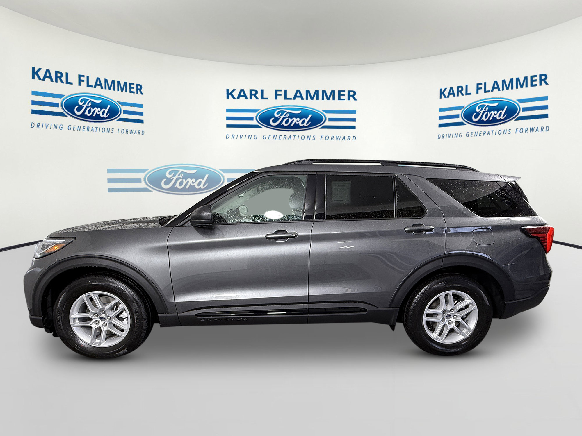 New 2026 Ford Explorer Active w/ Active Comfort Package RWD image 5