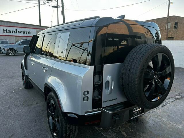 Used 2020 Land Rover Defender 110 X image 3