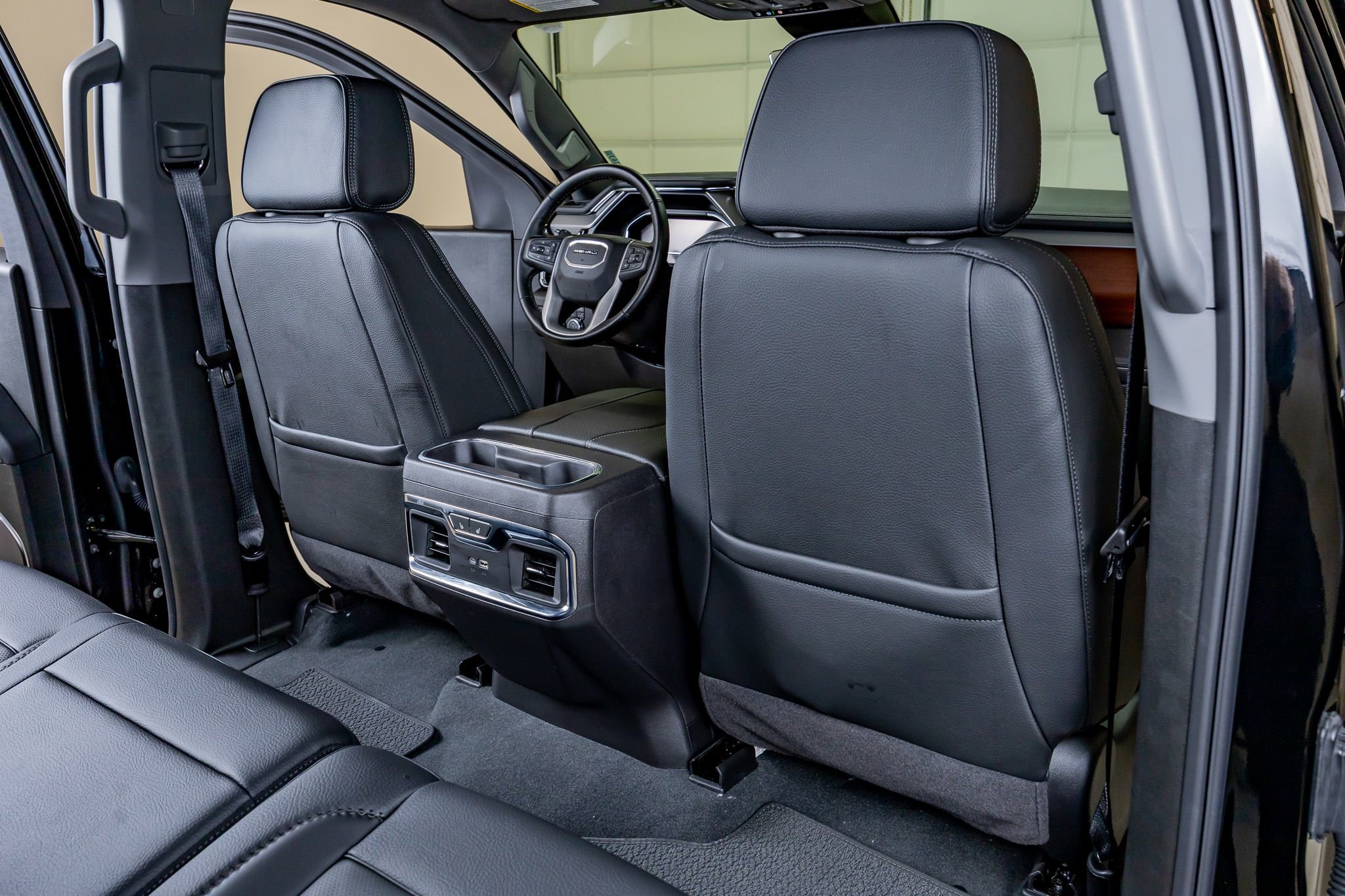 Used 2025 GMC Sierra 1500 Denali w/ Denali Reserve Package image 32