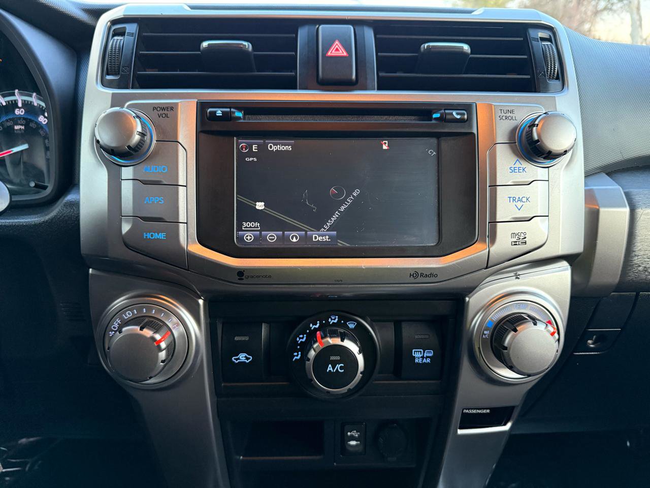 Used 2015 Toyota 4Runner SR5 image 26