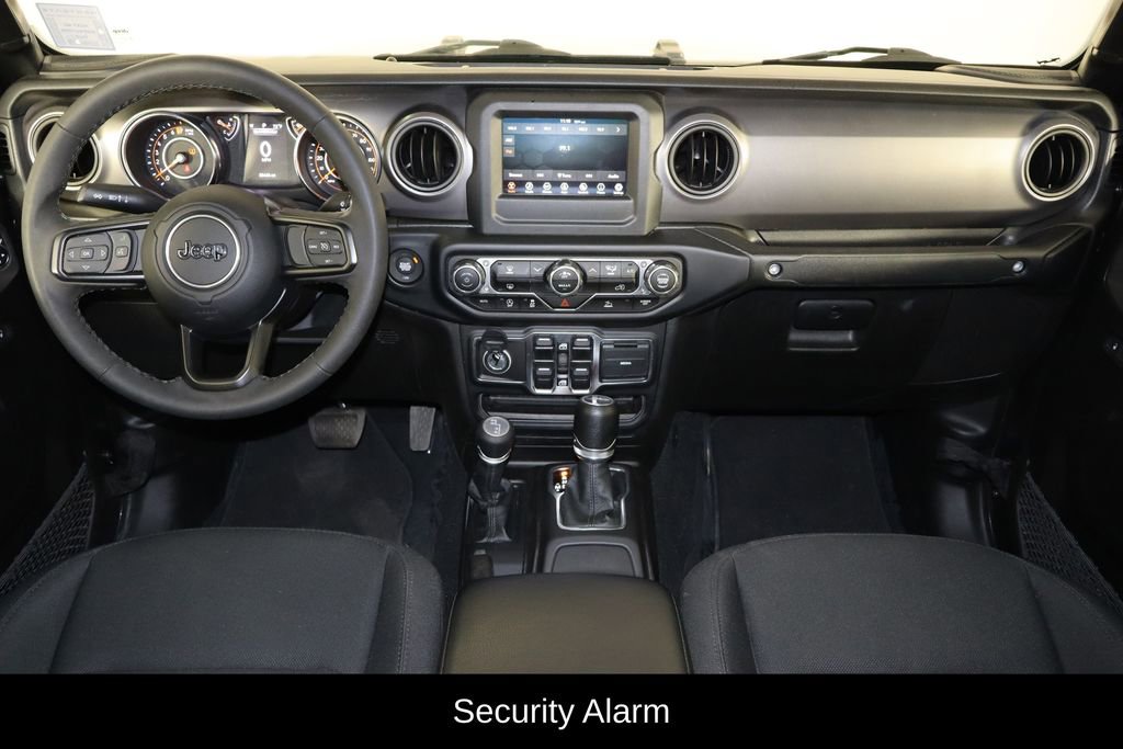 Used 2023 Jeep Gladiator Sport image 14