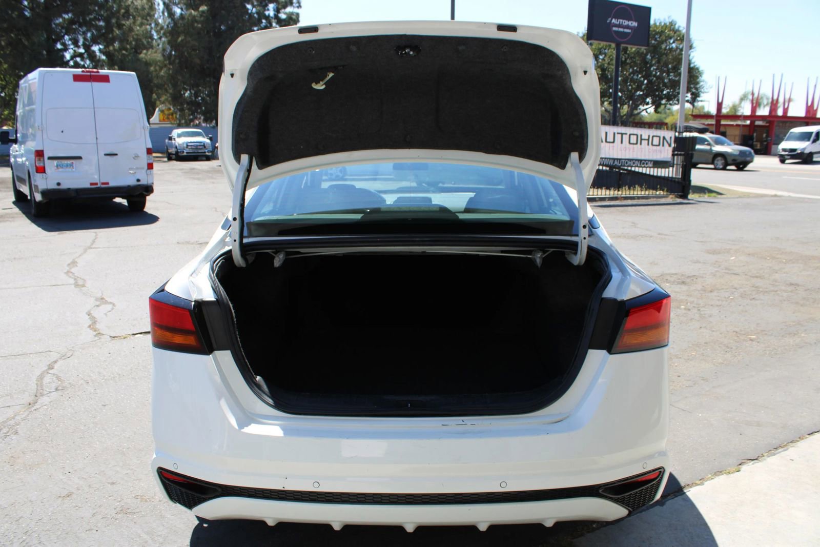 Used 2024 Nissan Altima 2.5 S image 34