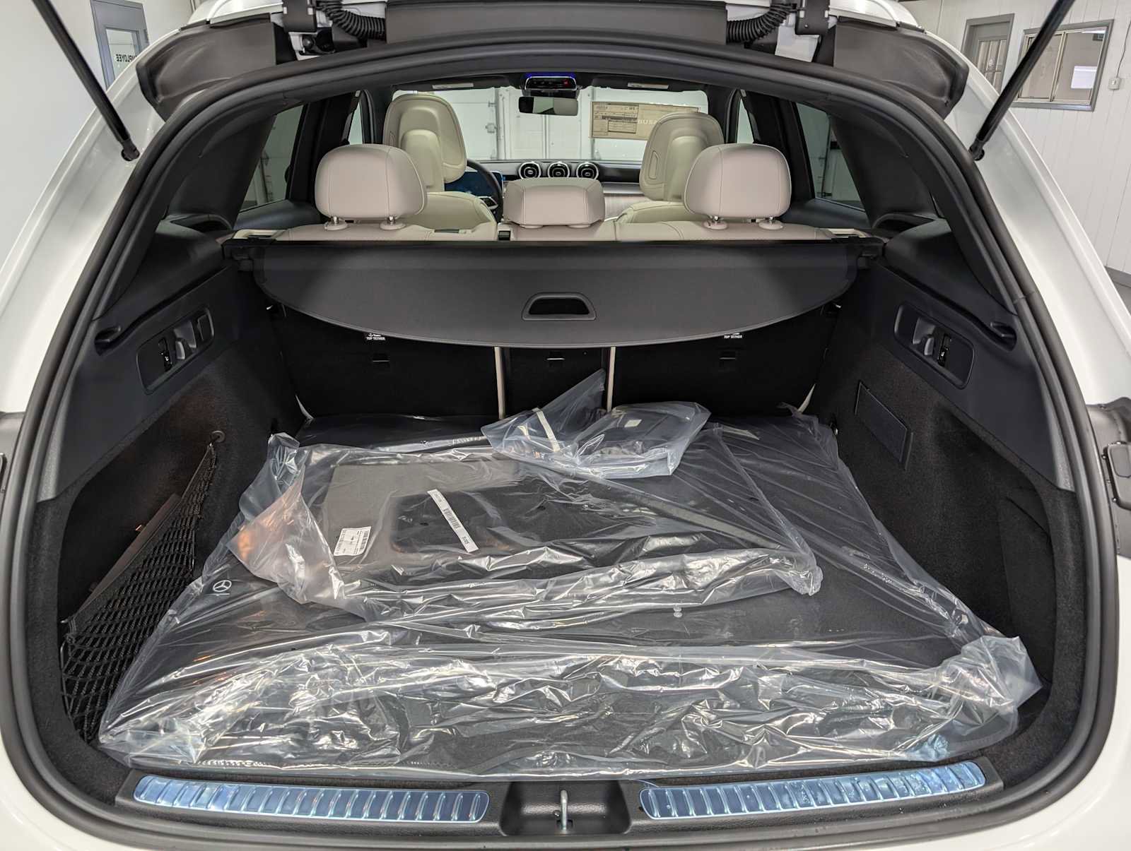 New 2026 Mercedes-Benz GLC 300 4MATIC image 7