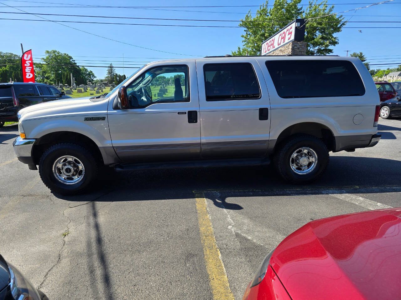 Used 2004 Ford Excursion XLT AWD/4WD image 6