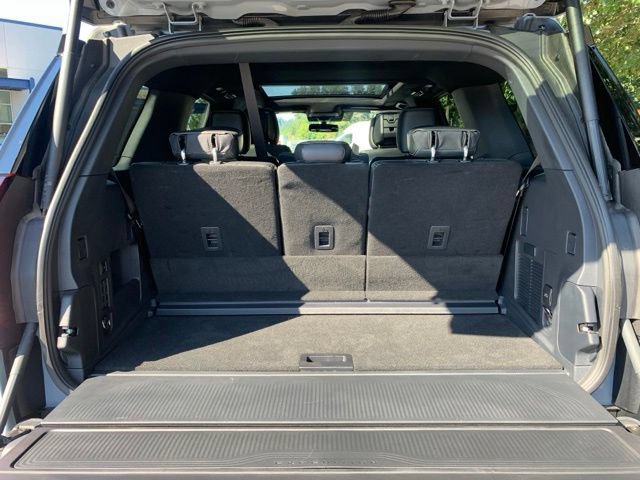 Certified 2027 Ford Expedition Platinum w/ Stealth Appearance Package AWD/4WD image 6