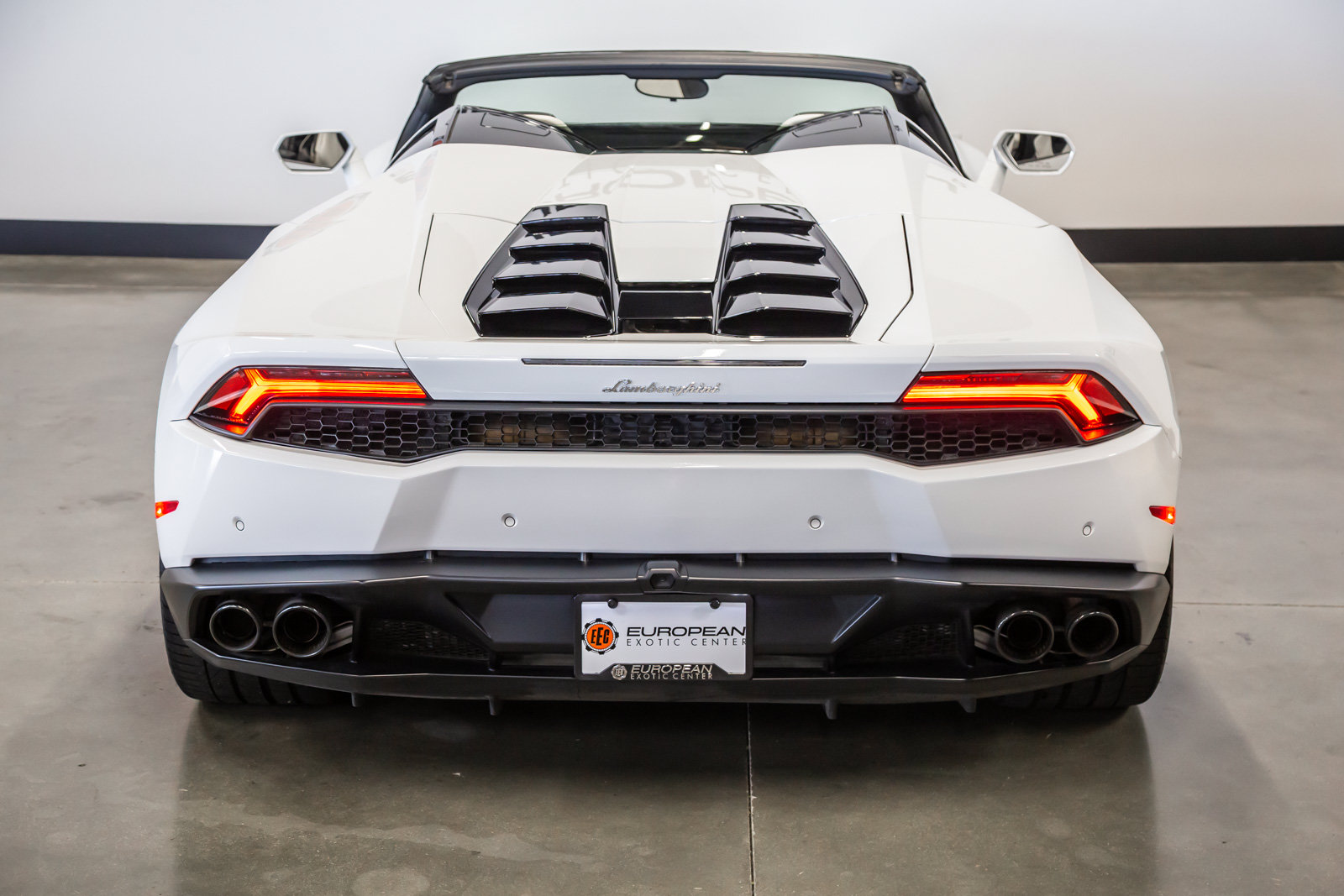Used 2017 Lamborghini Huracan LP 610-4 AWD/4WD image 13