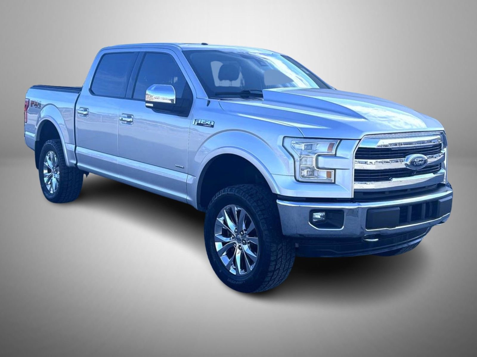 Used 2015 Ford F150 Lariat w/ Equipment Group 502A Luxury image 3