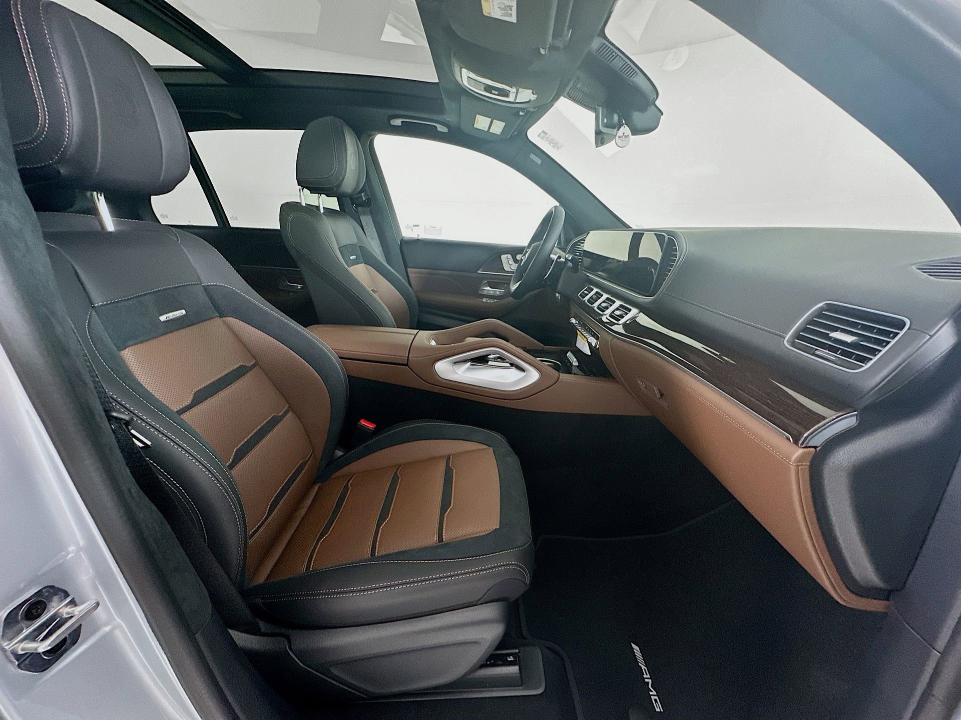 New 2026 Mercedes-Benz GLE 63 AMG S image 31
