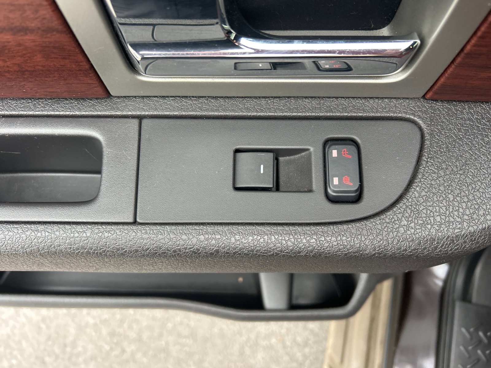 Used 2013 Ford F150 King Ranch w/ Off-Road Pkg image 16