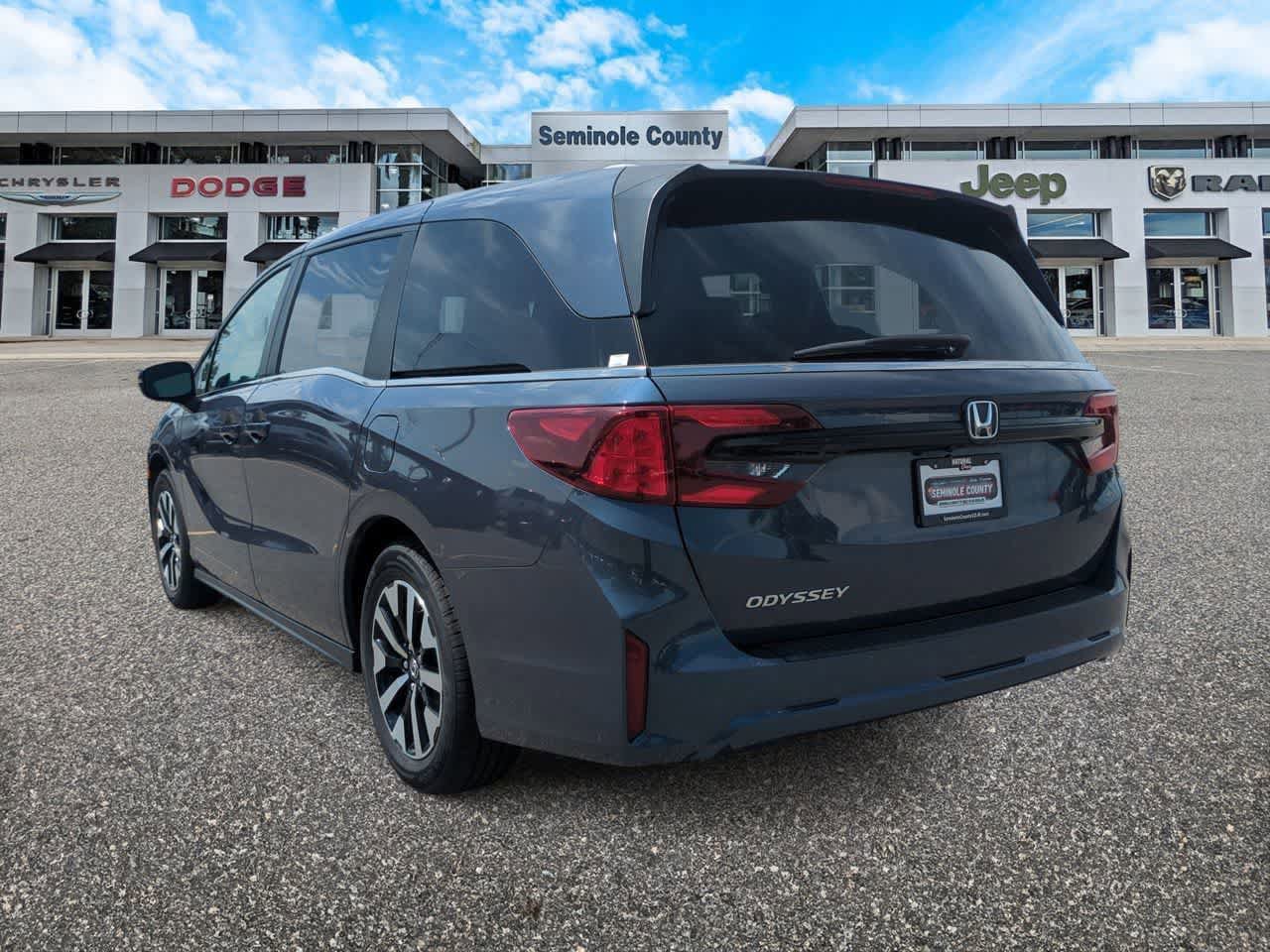 Used 2025 Honda Odyssey EX-L image 6