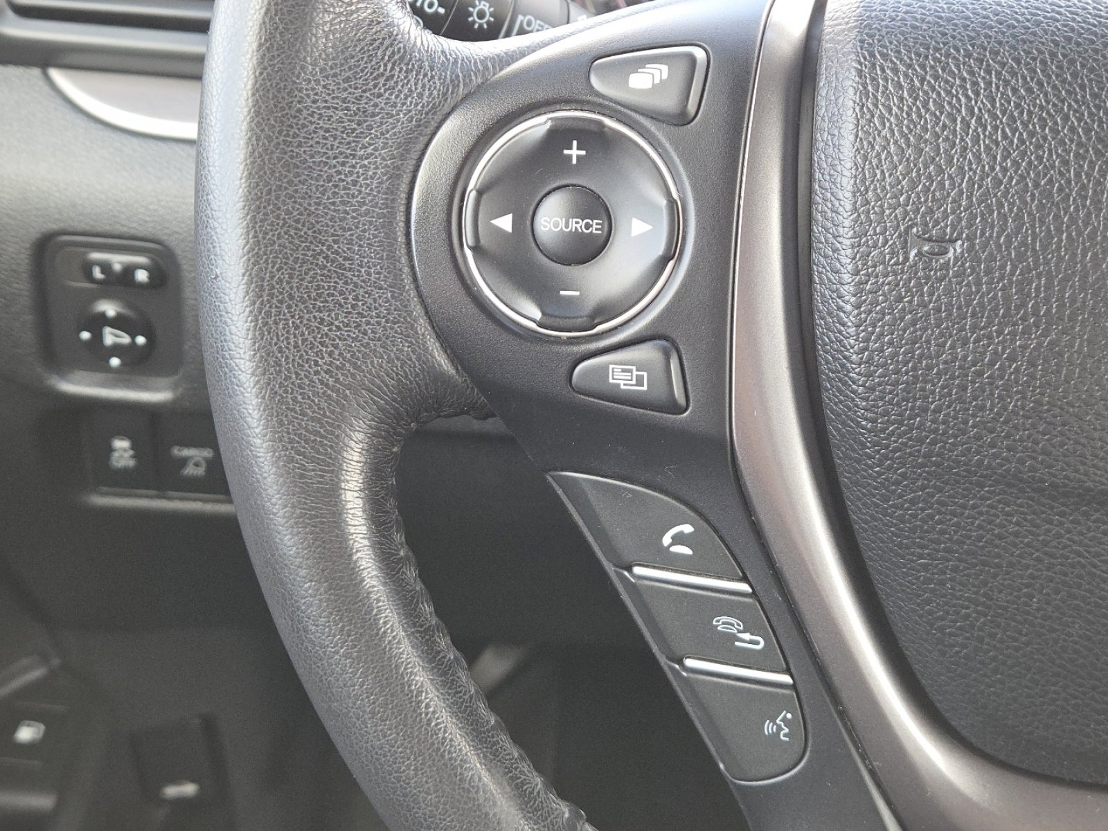 Used 2017 Honda Ridgeline RTL-T image 32