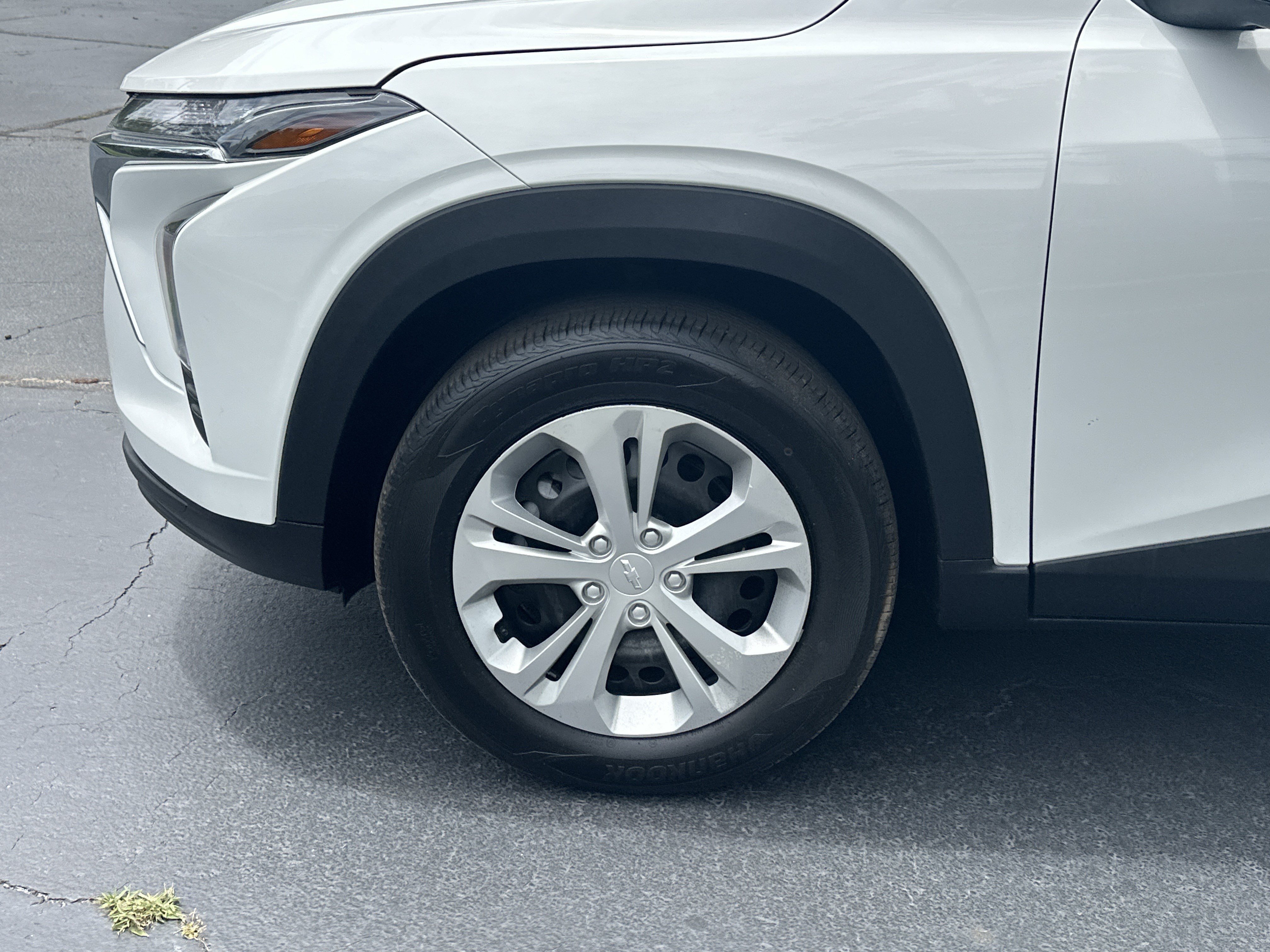 Certified 2026 Chevrolet Trax LS FWD image 9