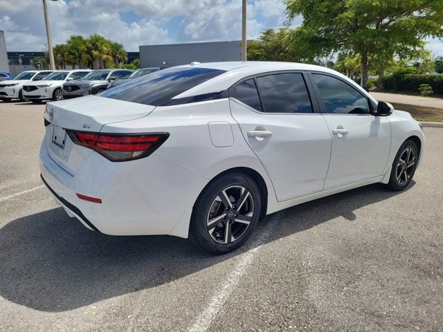 Used 2024 Nissan Sentra SV image 7