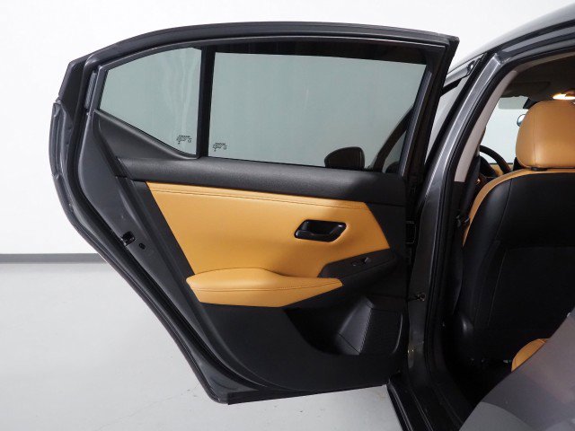 Used 2024 Nissan Sentra SV w/ SV Premium Package image 55