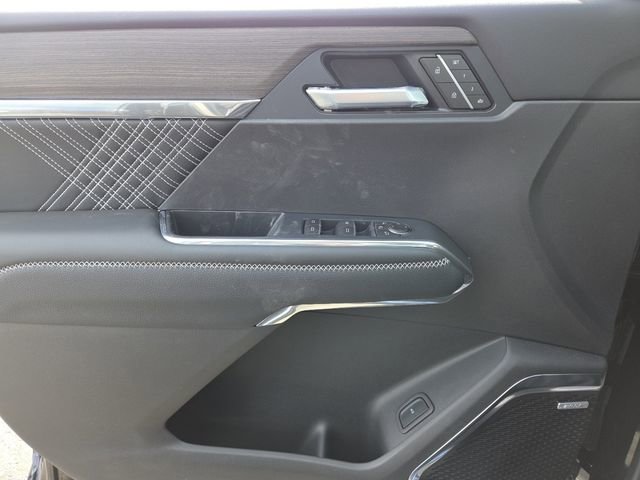 New 2026 GMC Acadia Denali w/ Super Cruise Package image 39