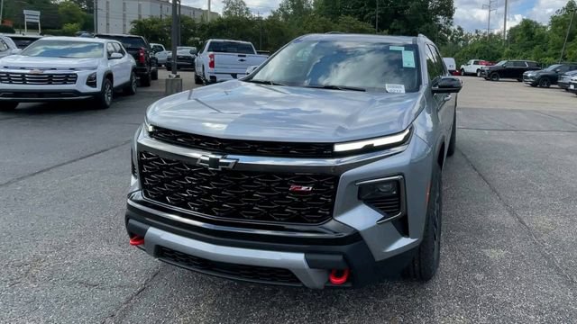New 2026 Chevrolet Traverse Z71 w/ Driver Confidence Package AWD/4WD image 5