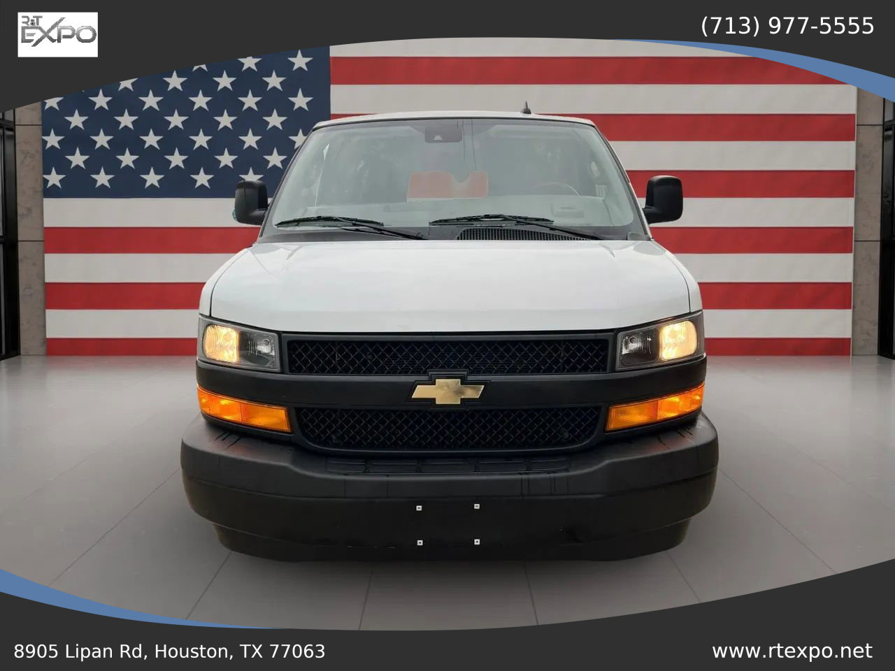 Used 2021 Chevrolet Express 2500 w/ Driver Convenience Package image 3