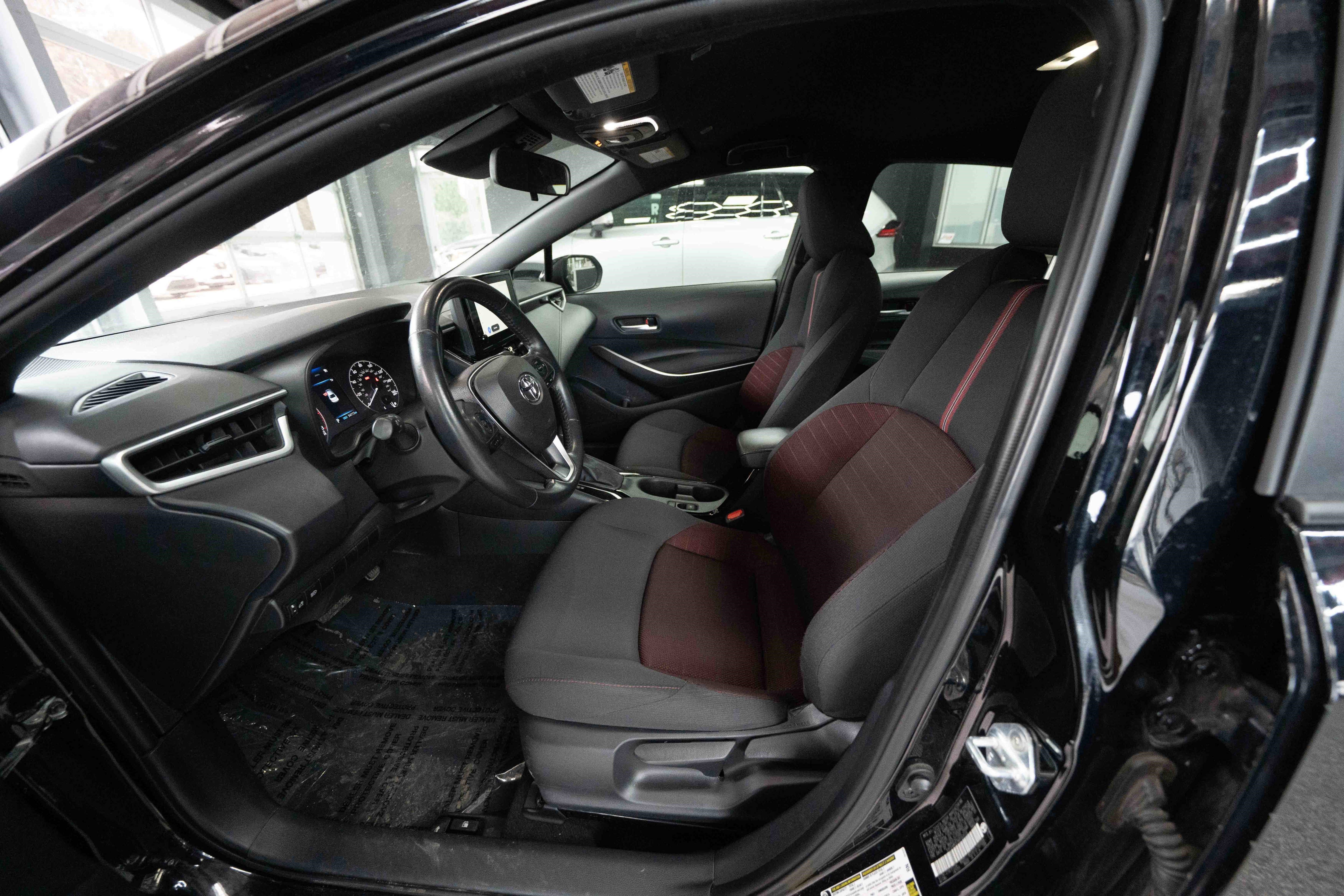 Used 2024 Toyota Corolla SE image 9