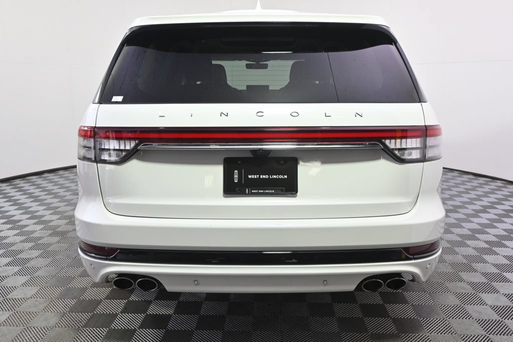 Used 2023 Lincoln Aviator Reserve w/ Equipment Group 201A AWD/4WD image 5