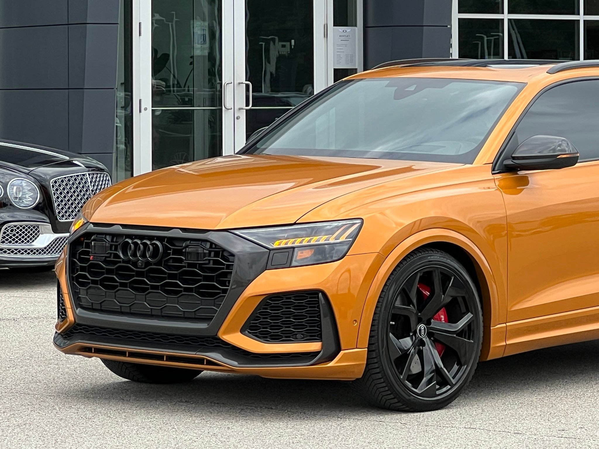 Used 2021 Audi RS Q8 w/ Carbon Optic Package AWD/4WD image 11