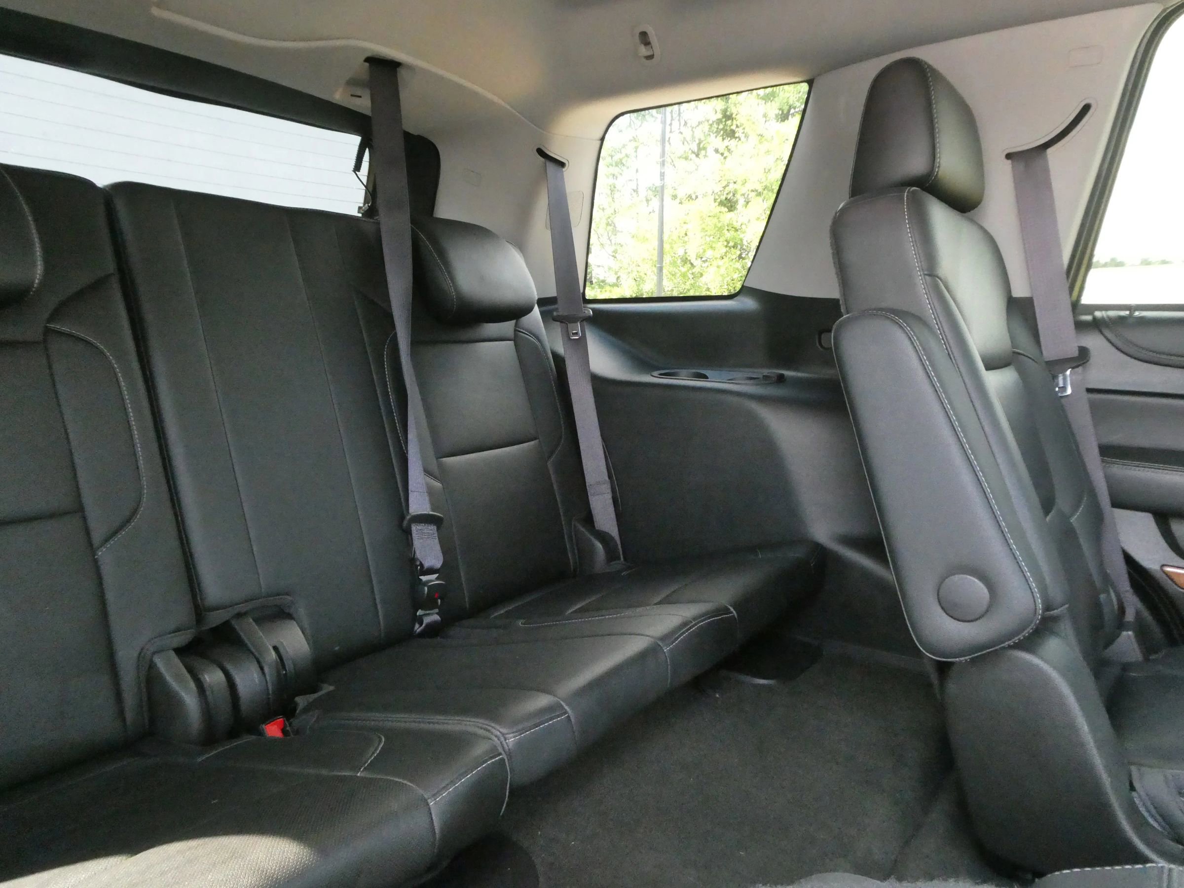Used 2017 Chevrolet Tahoe Premier AWD/4WD image 34