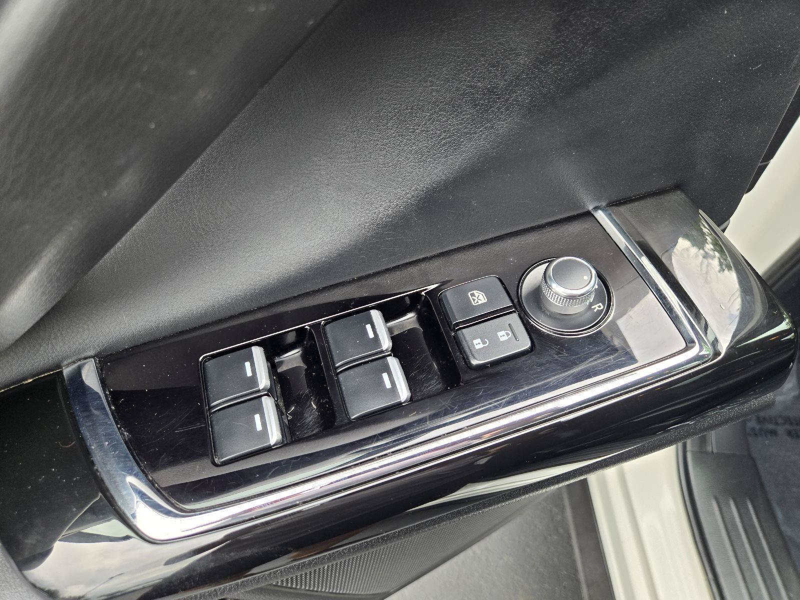 Used 2023 MAZDA CX-9 Touring AWD/4WD image 15