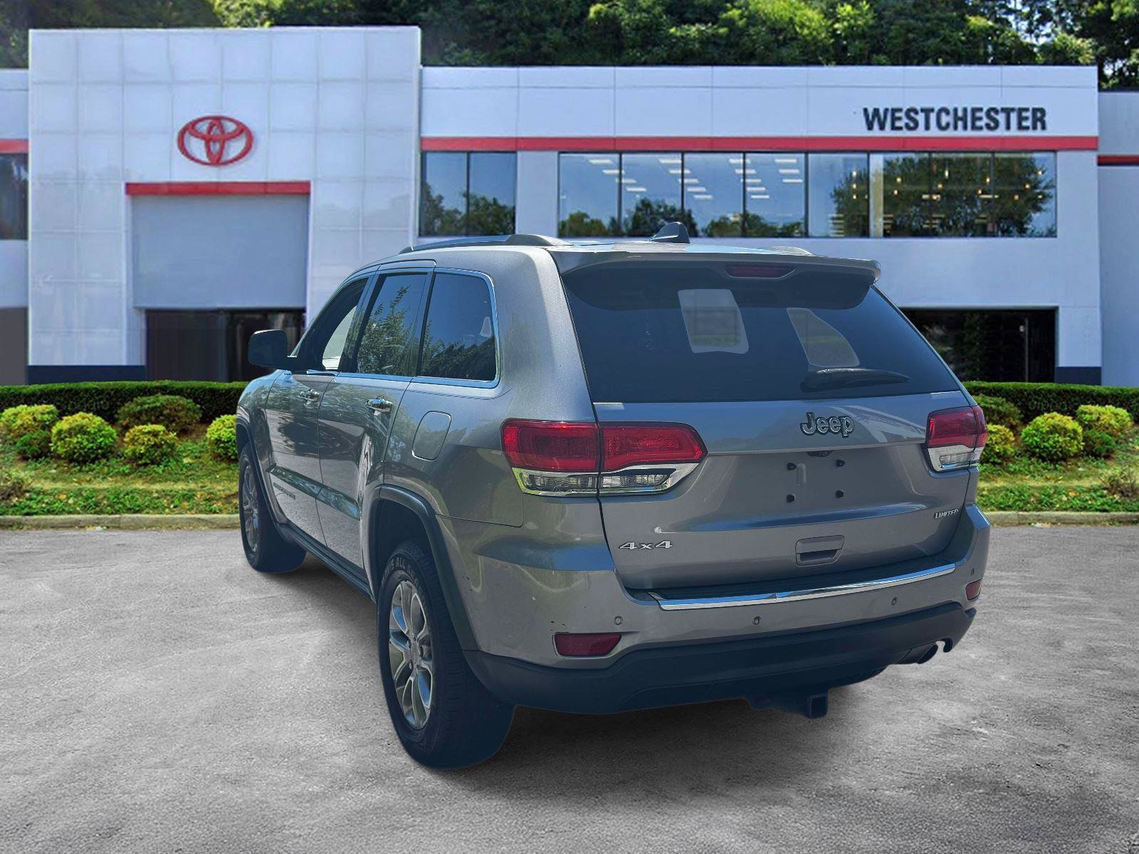 Used 2015 Jeep Grand Cherokee Limited w/ Luxury Group II AWD/4WD image 5
