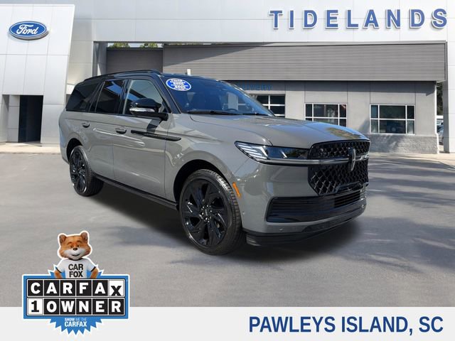 Used 2025 Lincoln Navigator Black Label AWD/4WD image 1