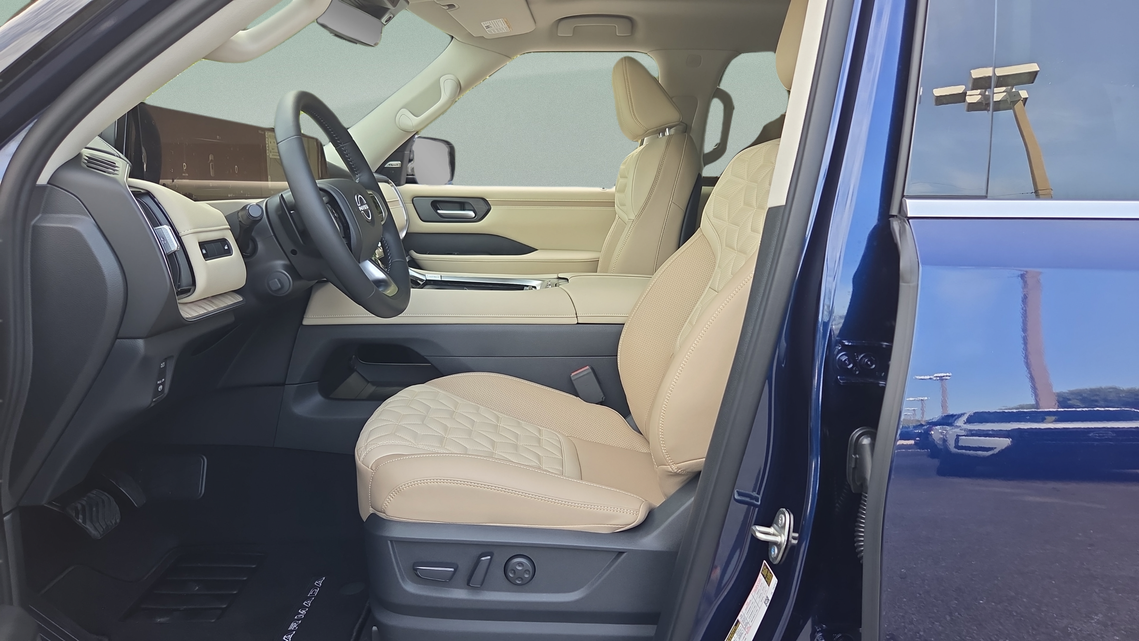 New 2026 Nissan Armada Platinum RWD image 9