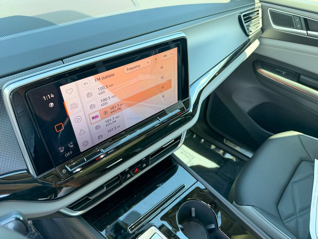 New 2026 Volkswagen Atlas Peak Edition AWD/4WD image 21