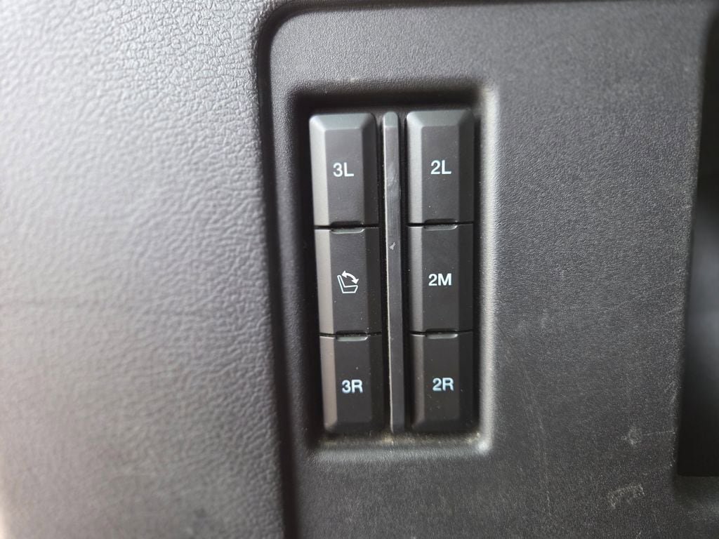 Used 2024 Ford Expedition Max XLT AWD/4WD image 15