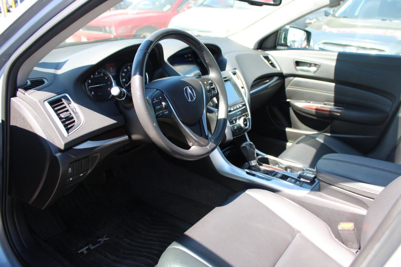 Used 2015 Acura TLX FWD image 11