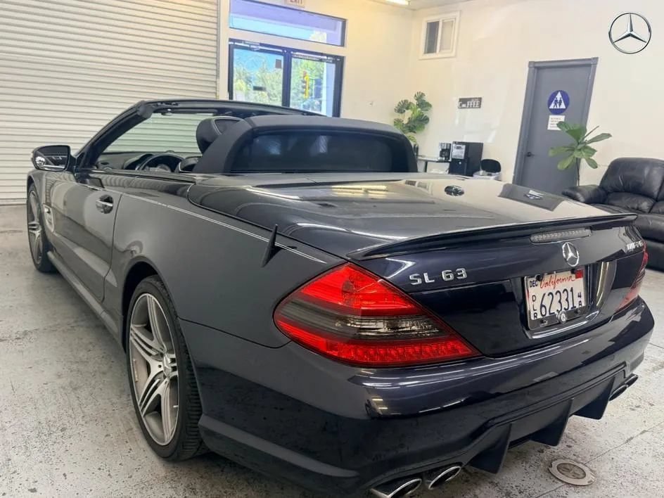 Used 2011 Mercedes-Benz SL 63 AMG image 10