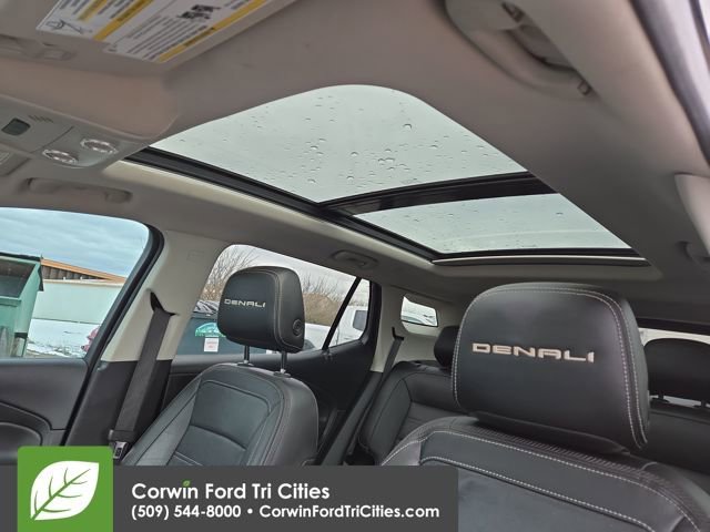 Used 2023 GMC Terrain Denali w/ Denali Premium Package AWD/4WD image 29