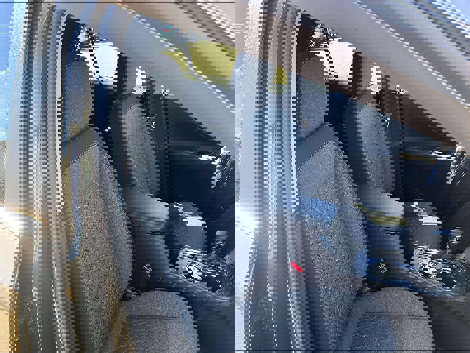 Used 2023 Chevrolet Equinox LT image 11