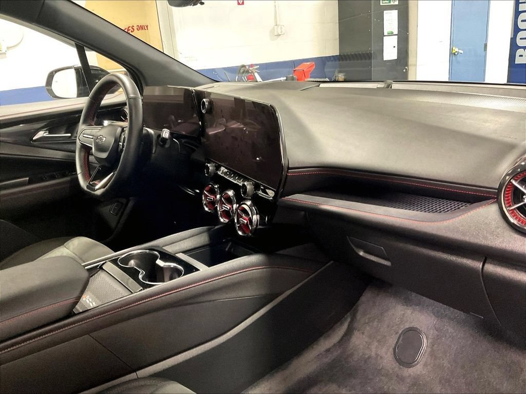 Used 2025 Chevrolet Blazer EV RS AWD/4WD image 14