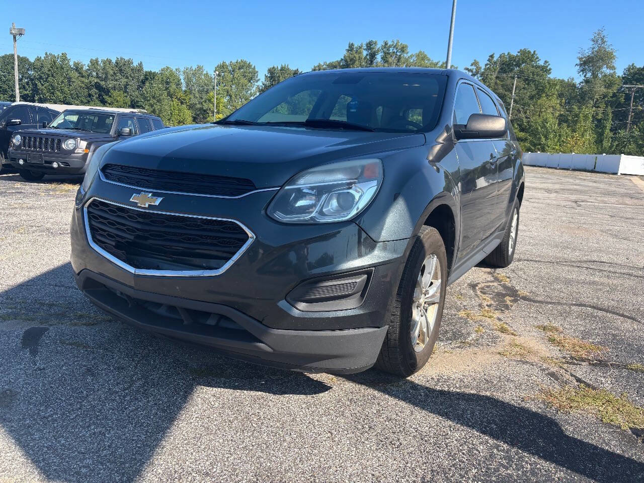Used 2017 Chevrolet Equinox LS image 5