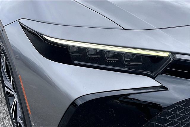 Used 2023 Toyota Crown Limited AWD/4WD image 30