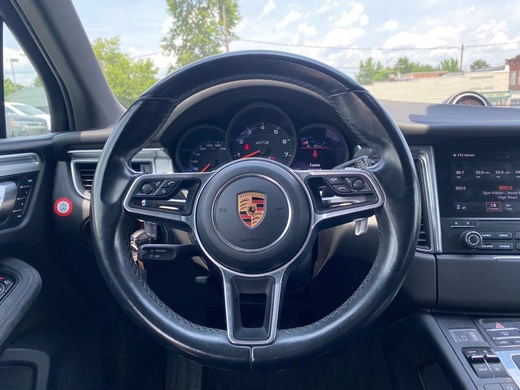 Used 2017 Porsche Macan GTS AWD/4WD image 12