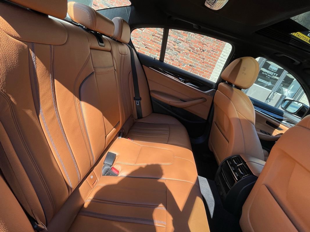 Used 2019 BMW 530i xDrive image 22