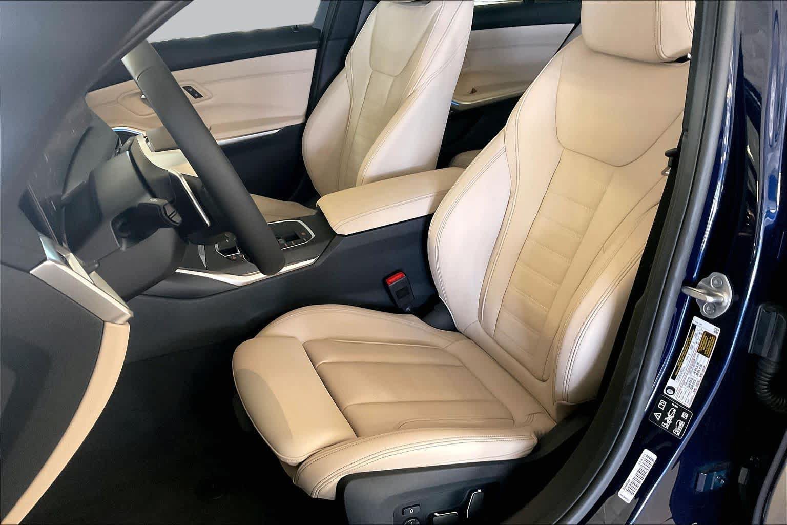 New 2026 BMW 330i xDrive Sedan w/ Premium Package AWD/4WD image 9