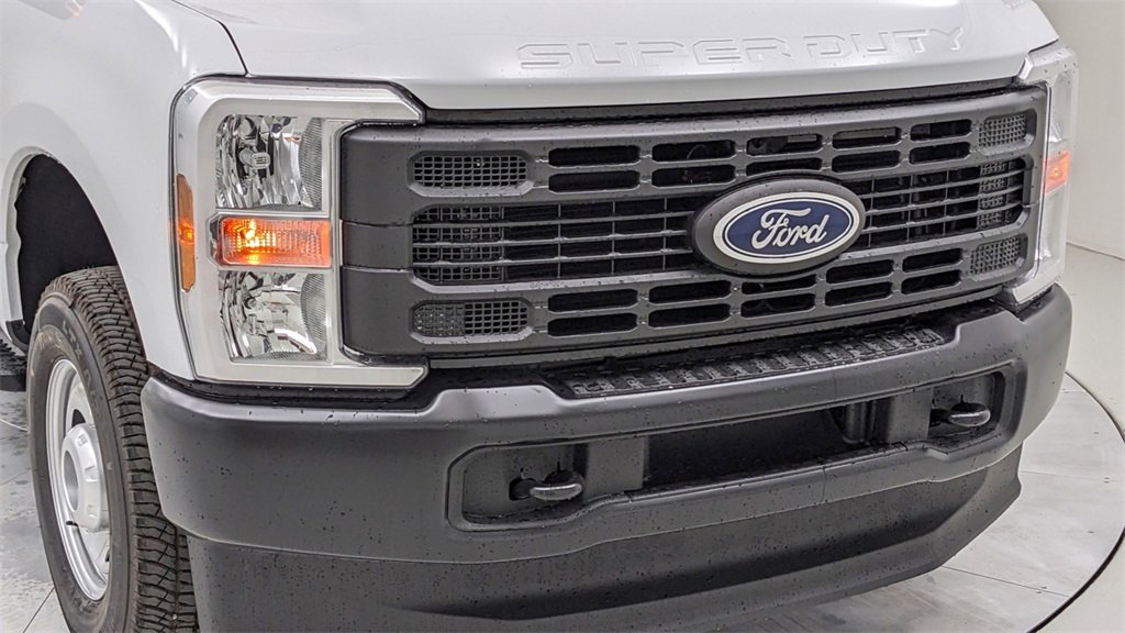 New 2026 Ford F250 XL image 38