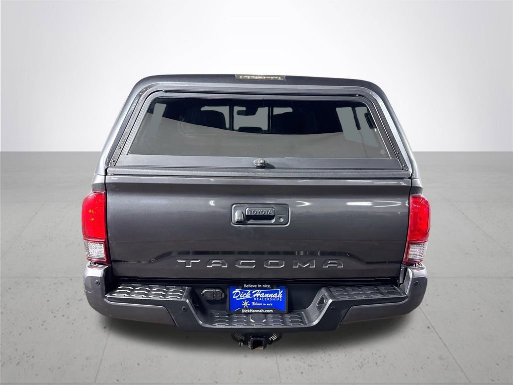 Used 2018 Toyota Tacoma TRD Off-Road w/ Technology Package image 7