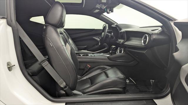 Used 2021 Chevrolet Camaro LT w/ RS Package image 20